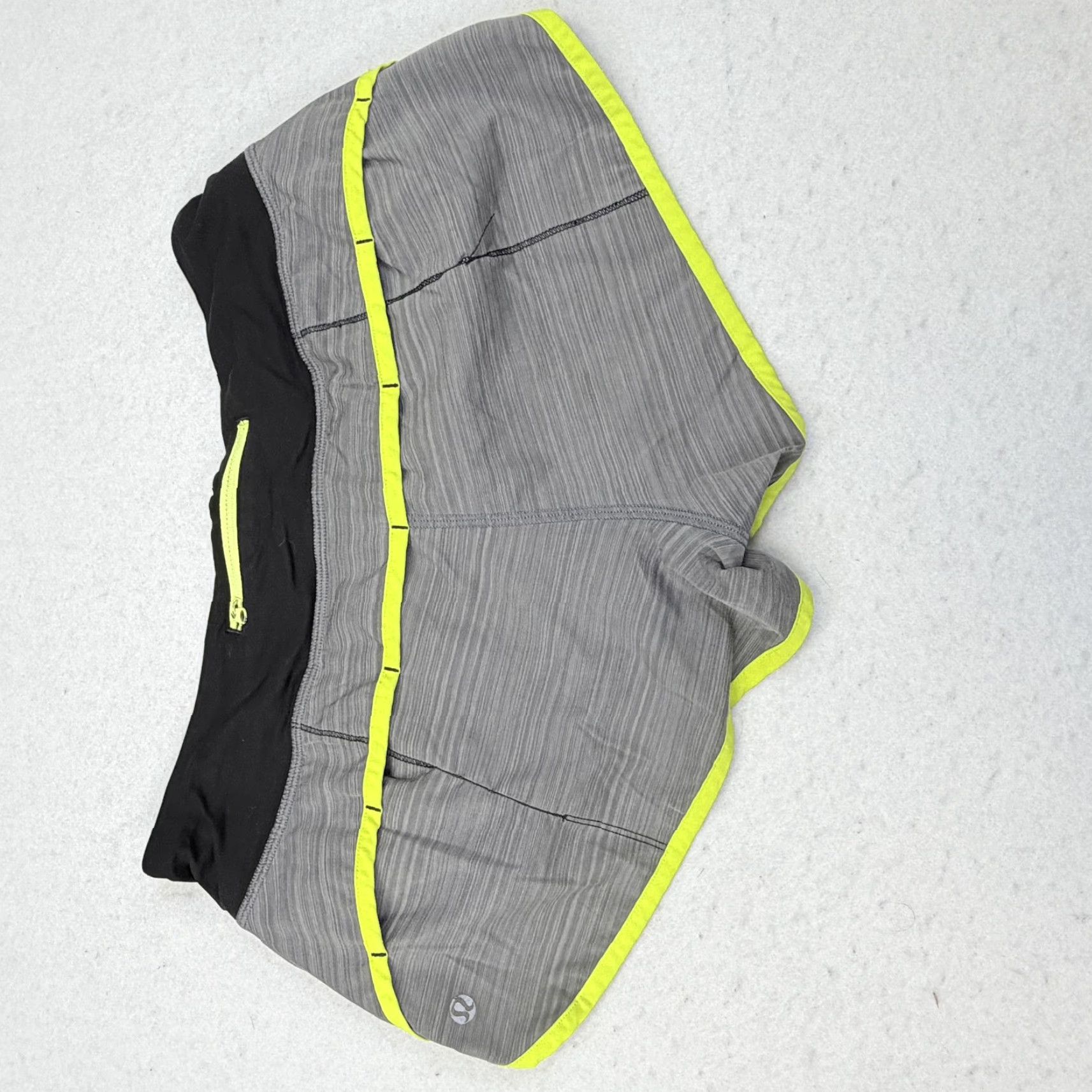 Lululemon Lululemon Shorts Womens M Gray Stripe Speed 2.5 Inseam Neon Trim Running Women's Shorts Gray Stripe Inseam 2.5in Neon Trim Running Size 29" - 3 Thumbnail
