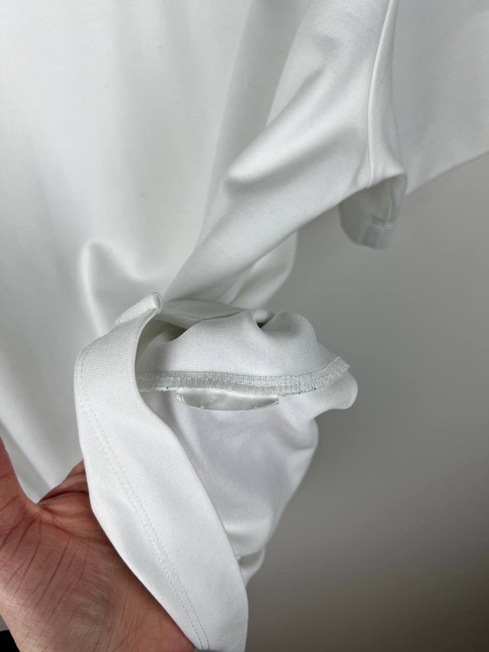 Hugo Boss Hugo Boss luxury T-shirts size L Size US L / EU 52-54 / 3 - 5 Thumbnail