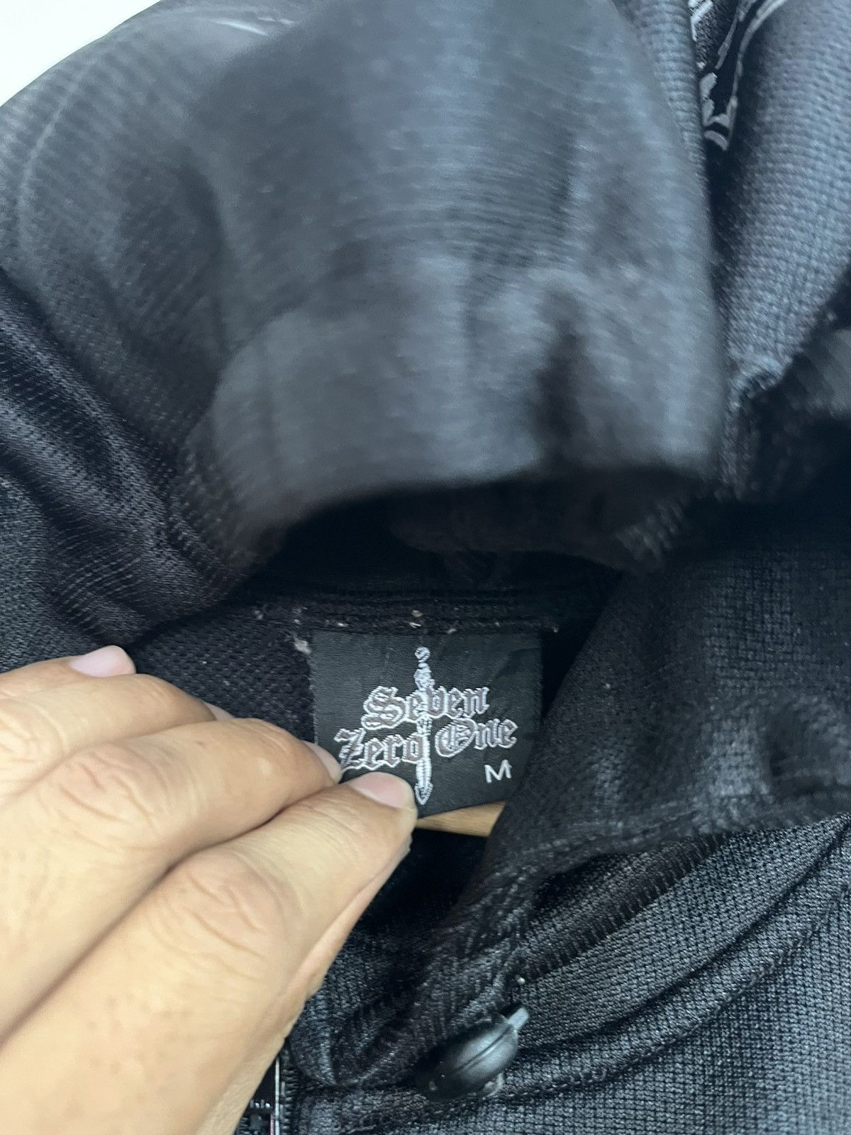 If Six Was Nine 💥Seven Zero One Skulls Poly Hoodie Size US M / EU 48-50 / 2 - 9 Thumbnail