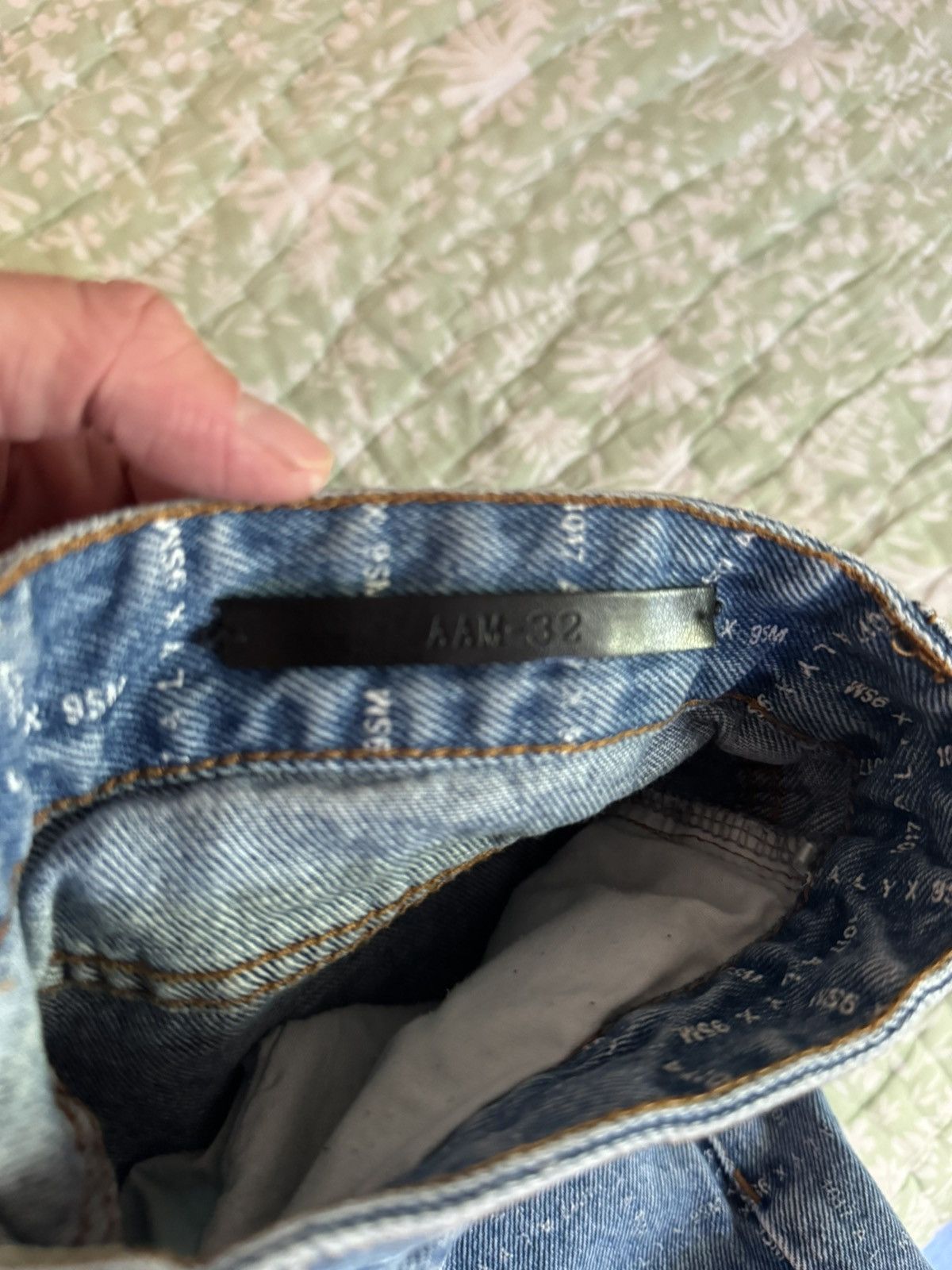 1017 ALYX 9SM Alyx Allover Print Jeans Size US 32 / EU 48 - 9 Thumbnail
