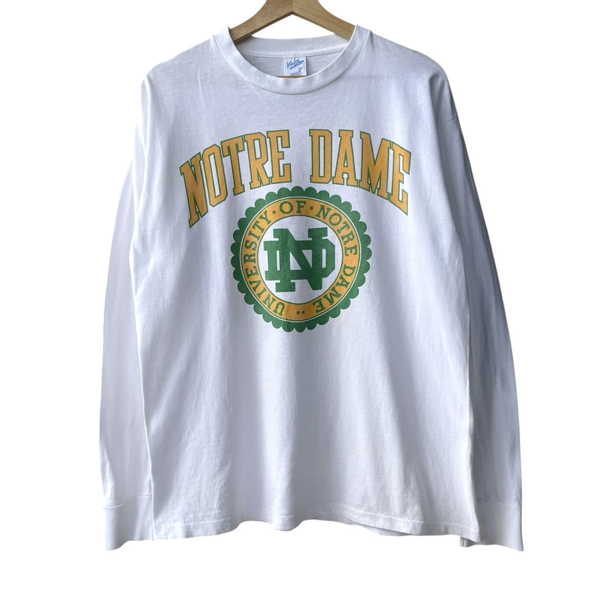 Velva Sheen University Of Notre Dame Vintage 1990s Longsleeve Logo Tee Size US L / EU 52-54 / 3 - 1 Thumbnail