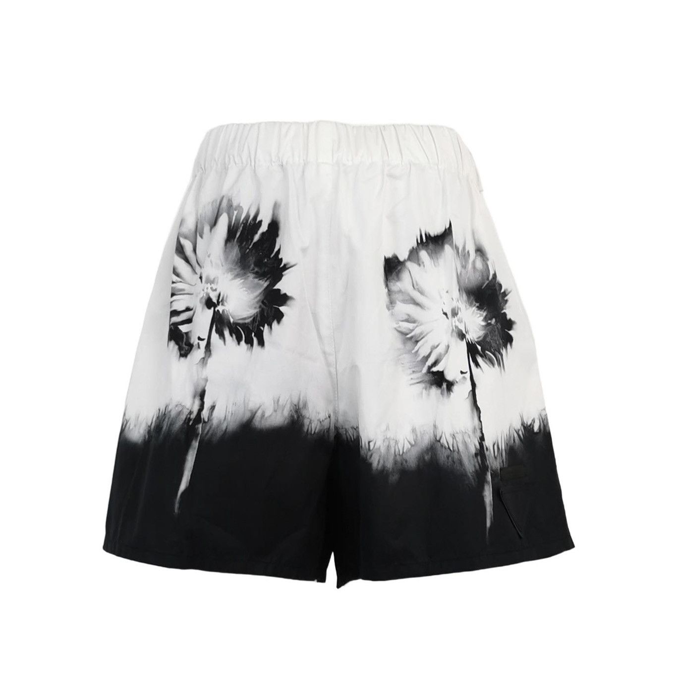 Prada Prada Floral Print Shorts Size 38 Size 26" / US 2 / IT 38 - 1 Thumbnail