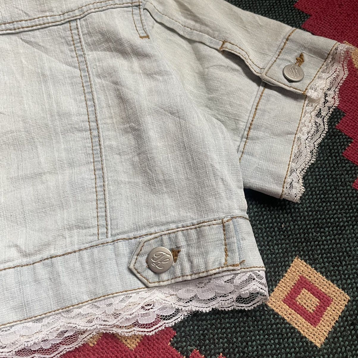 20471120 × If Six Was Nine Y2K Lace Hem Cropped Jean Shirt Size S / US 4 / IT 40 - 6 Thumbnail