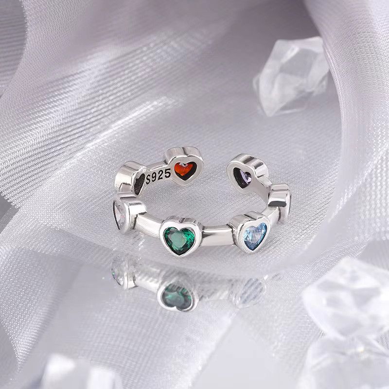 Jewelry Green Red Stone Simple Trendy Heart Rings Size ONE SIZE - 1 Thumbnail