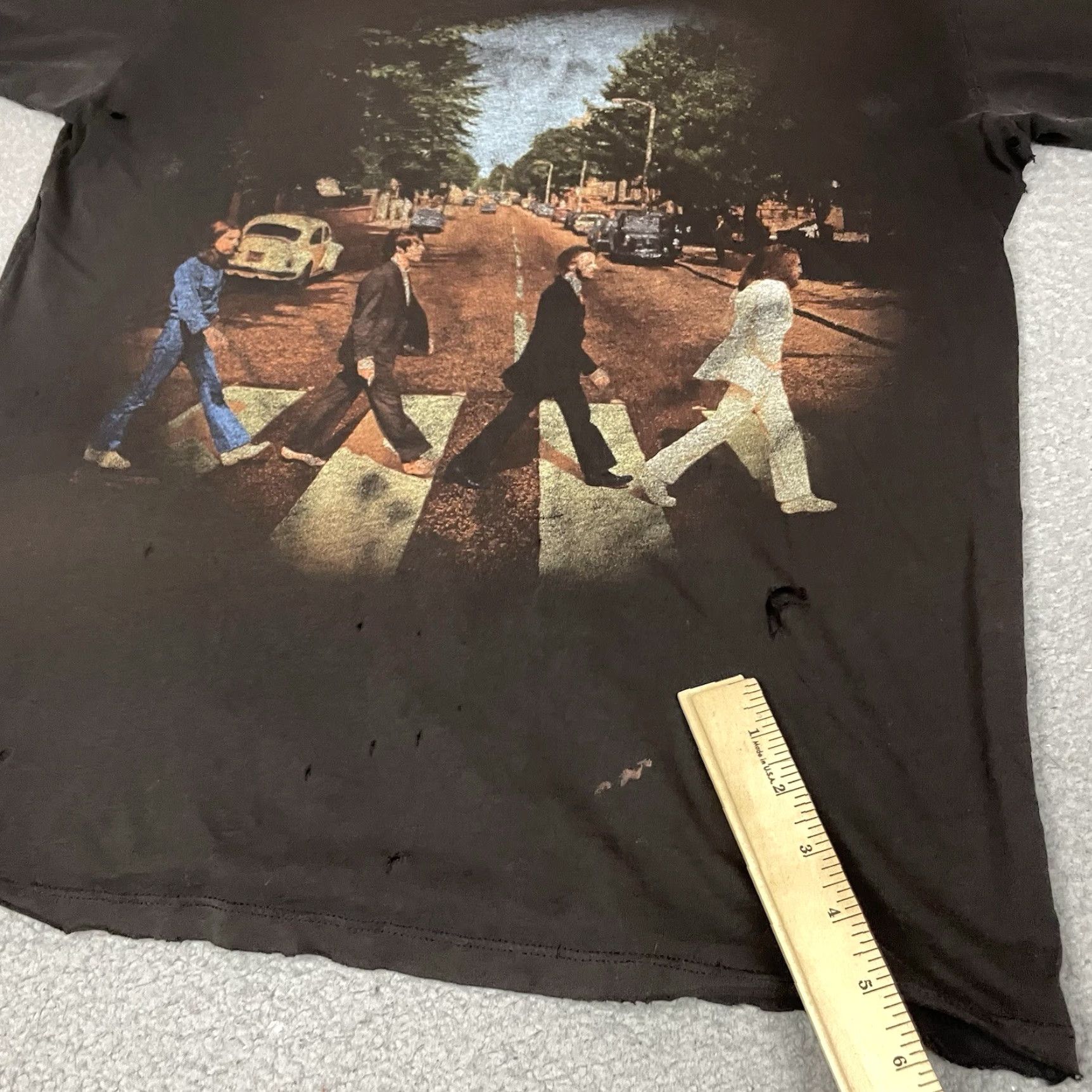 Thrasher The Beatles T Shirt Adult Large Black Abbey Road Distressed Y2k Thrashed Faded L Size US L / EU 52-54 / 3 - 6 Thumbnail