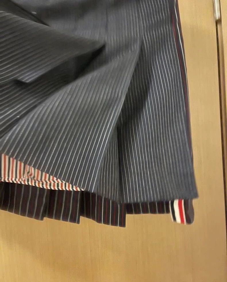 Thom Browne Thom Browne Classic pleated skirt Size 26" / US 2 / IT 38 - 4 Thumbnail