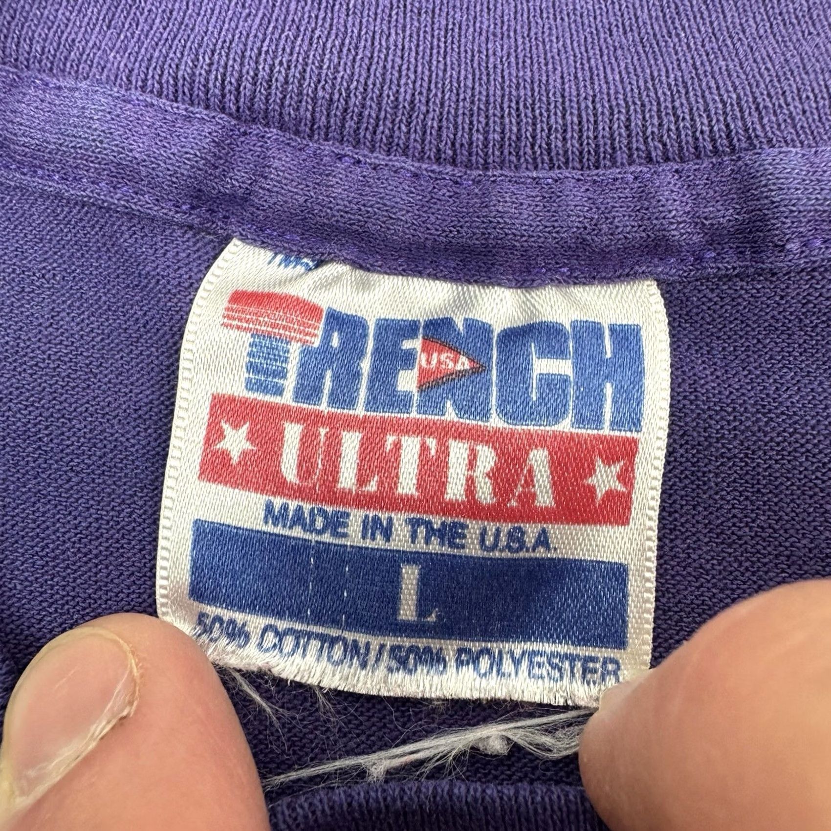 Vintage VINTAGE Kentucky Derby T Shirt Derby 119 Horse Racing 1993 USA 90s Mens L Purple Cotton Polyester Crew Neck Short Sleeve Trench USA Horse 90s Size US L / EU 52-54 / 3 - 6 Thumbnail