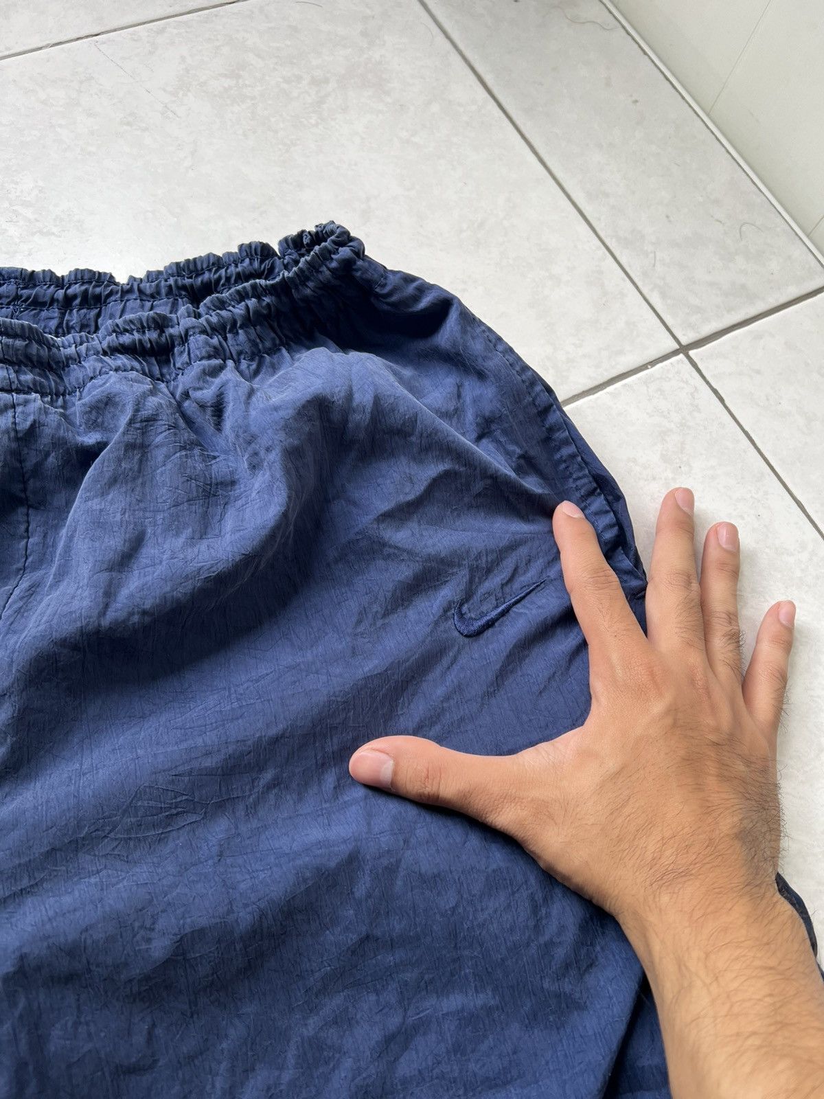 Nike Vintage Nike Navy Shorts Size US 32 / EU 48 - 2 Thumbnail