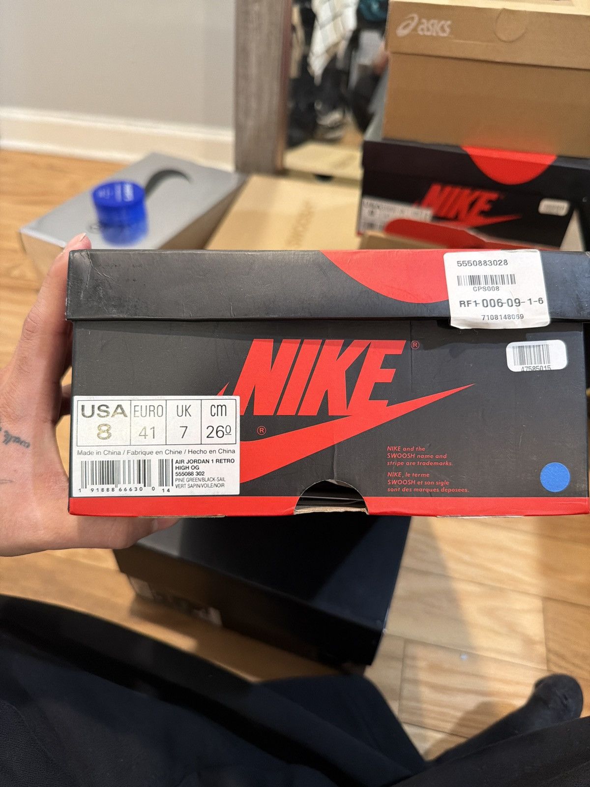 Nike The Air Jordan 1 Retro High OG 'Pine Green’ Size US 8 / EU 41 - 7 Thumbnail
