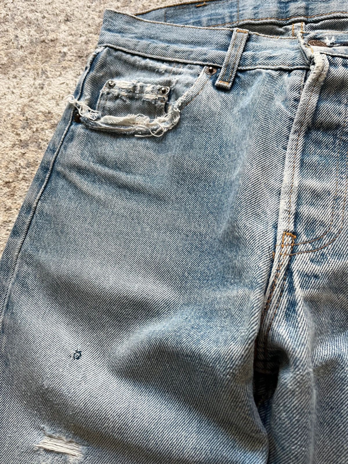 Levi's Levi’s Made In France Jeans Sz W29 L36 Distressed Jeans Size 29" - 11 Thumbnail