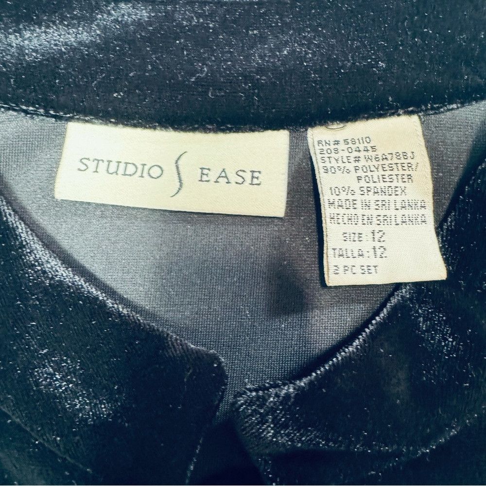 Other Vintage Studio Ease Velvet Long Sleeve Floral Print Black S Size XL / US 12-14 / IT 48-50 - 8 Thumbnail