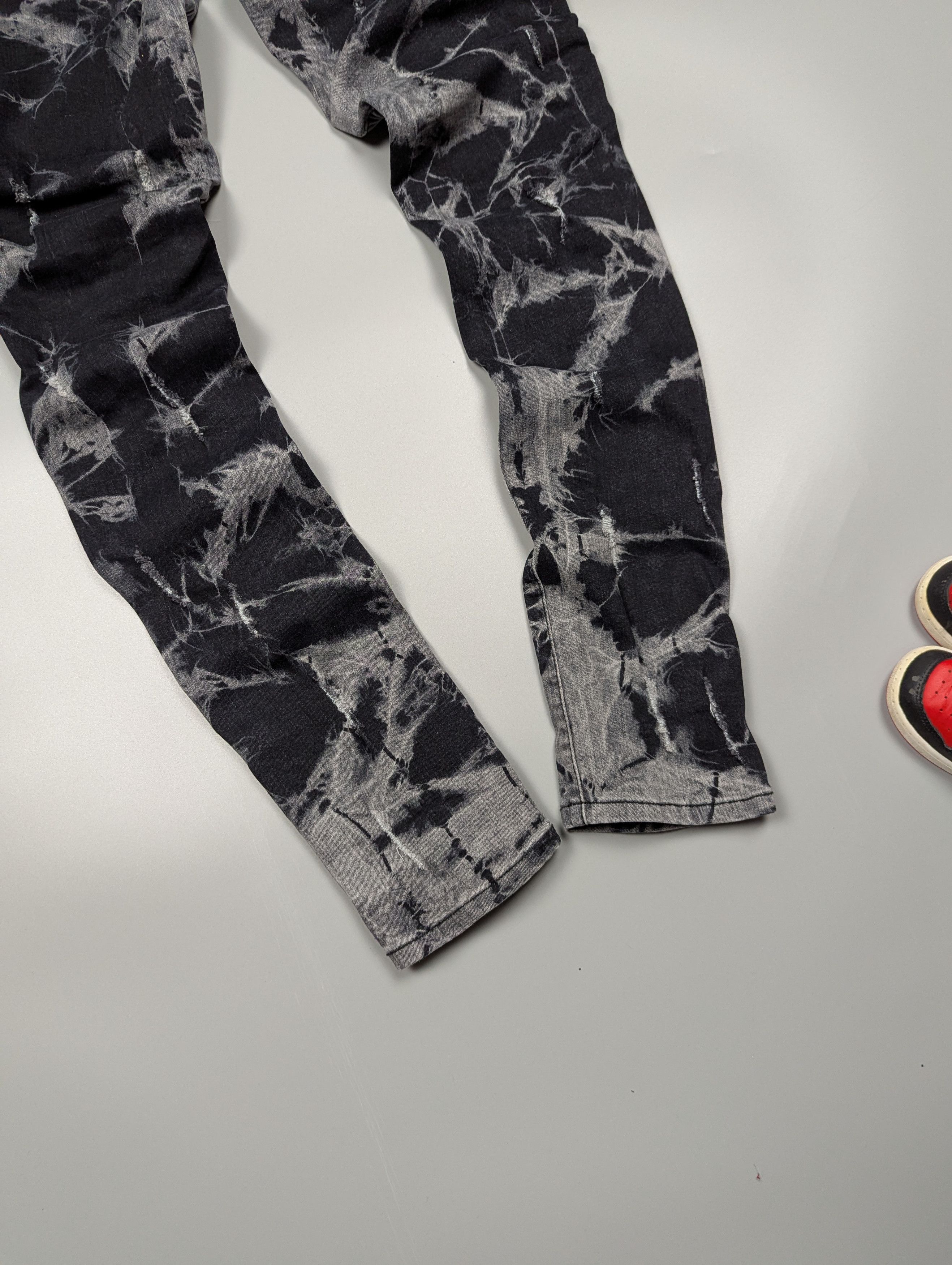 Hysteric Glamour ROCK REBEL Distressed Black/Gray Skinny Jeans With Skulls Size US 31 - 10 Thumbnail
