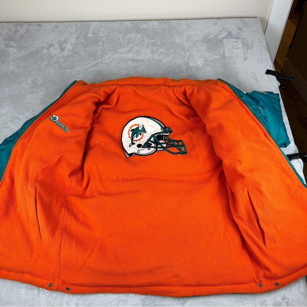 NFL Vintage Rare Miami Dolphins Puffer Jacket Men's Size Medium Size US M / EU 48-50 / 2 - 3 Thumbnail