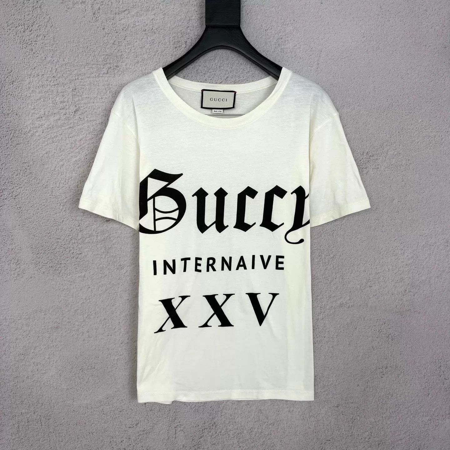 Gucci Gucci Sanskrit Print Cream Women's Short Sleeve T - Shirt Size XS / US 0-2 / IT 36-38 - 1 Thumbnail