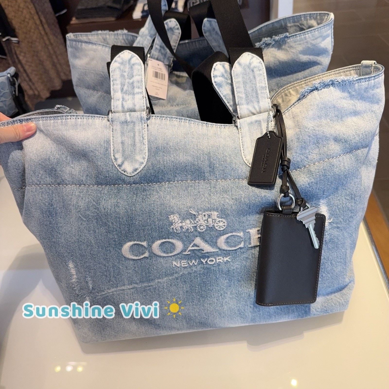 Coach NWT Coach Small Tour Tote Bag ved Denim Charms CDY49 Size ONE SIZE - 6 Thumbnail