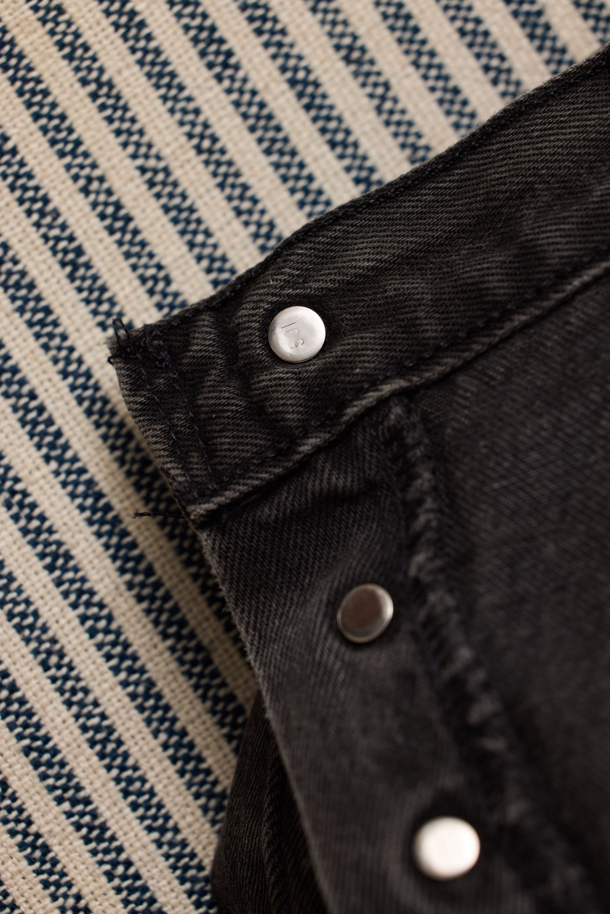 Levi's 90's? Vintage 'Black' Levi's 501's Size US 33 - 8 Thumbnail