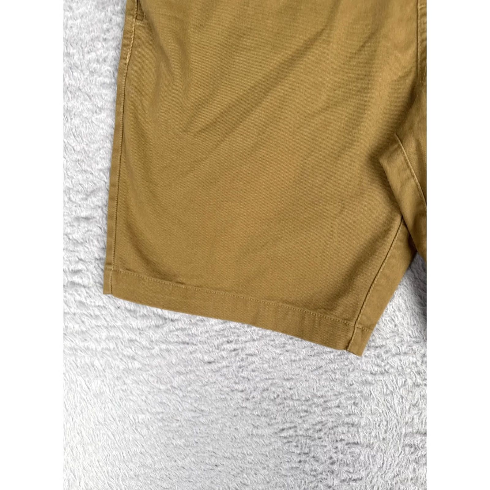 Volcom Volcom Shorts Mens 30 Brown Chino 9 Inseam Drawstring Elastic Waist Summer Venting Logo Pockets Casual Regular Fit Size US 30 / EU 46 - 3 Thumbnail