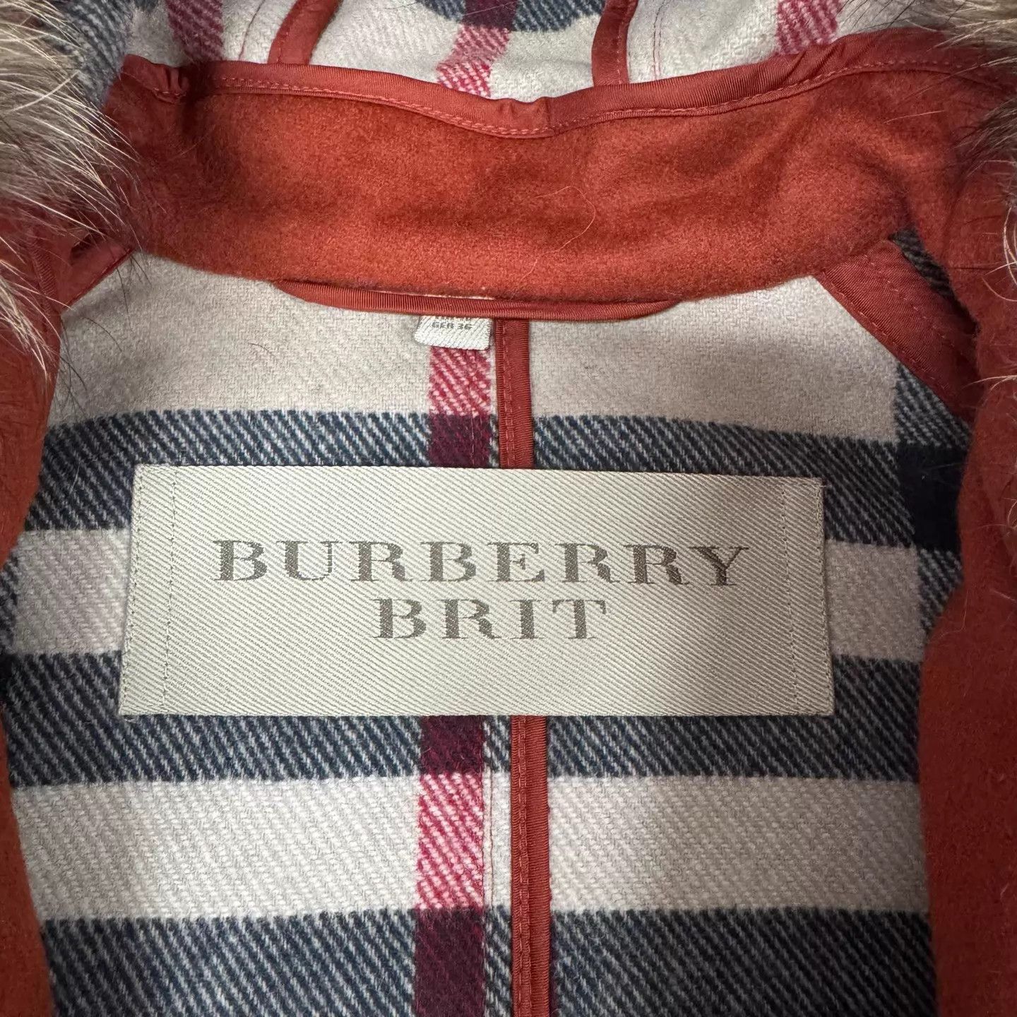 Burberry Burberry horn button fur collar hooded wool coat UK8 99 new Size S / US 4 / IT 40 - 5 Thumbnail