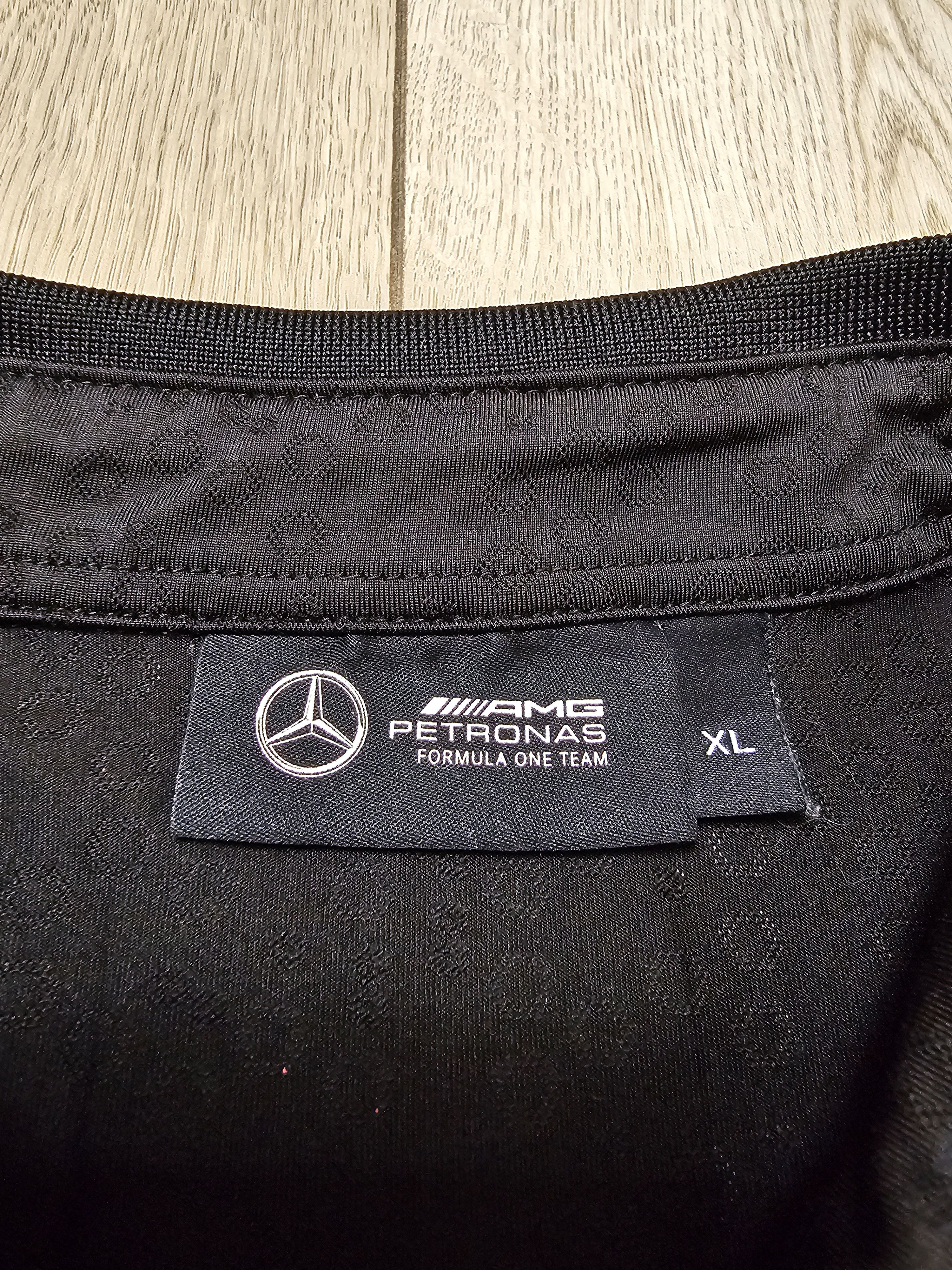 Formula 1 MERCEDES AMG PETRONAS FORMULA 1 TEAM SHIRT POLO 2024 Size US XL / EU 56 / 4 - 7 Thumbnail