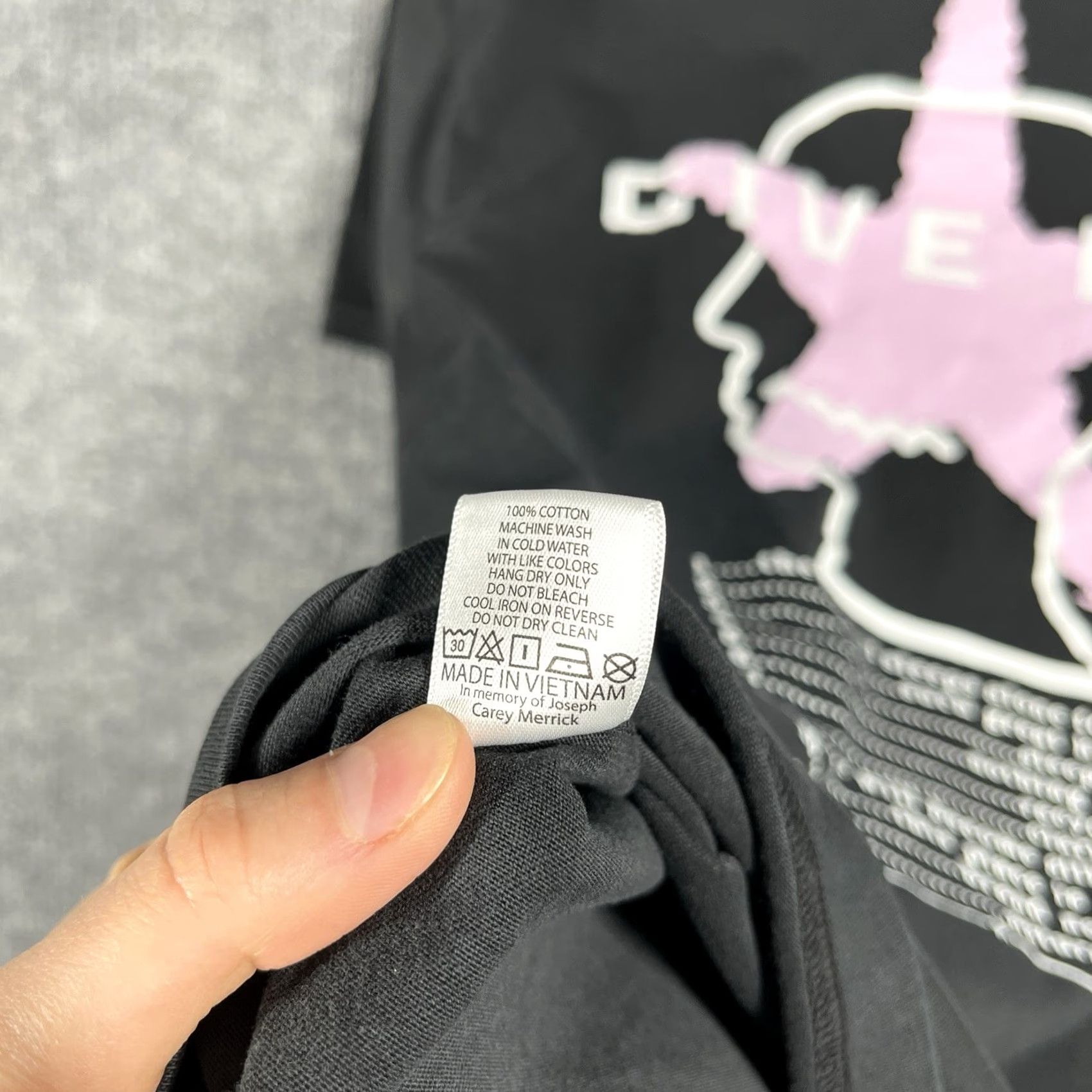 Brain Dead Brain Dead x The Postal Service T-Shirt Mens XS Size Black Crew Neck Short Sleeve 100% Cotton Give Up Anniversary Band Brain Dead The Postal Service Size US XS / EU 42 / 0 - 7 Thumbnail