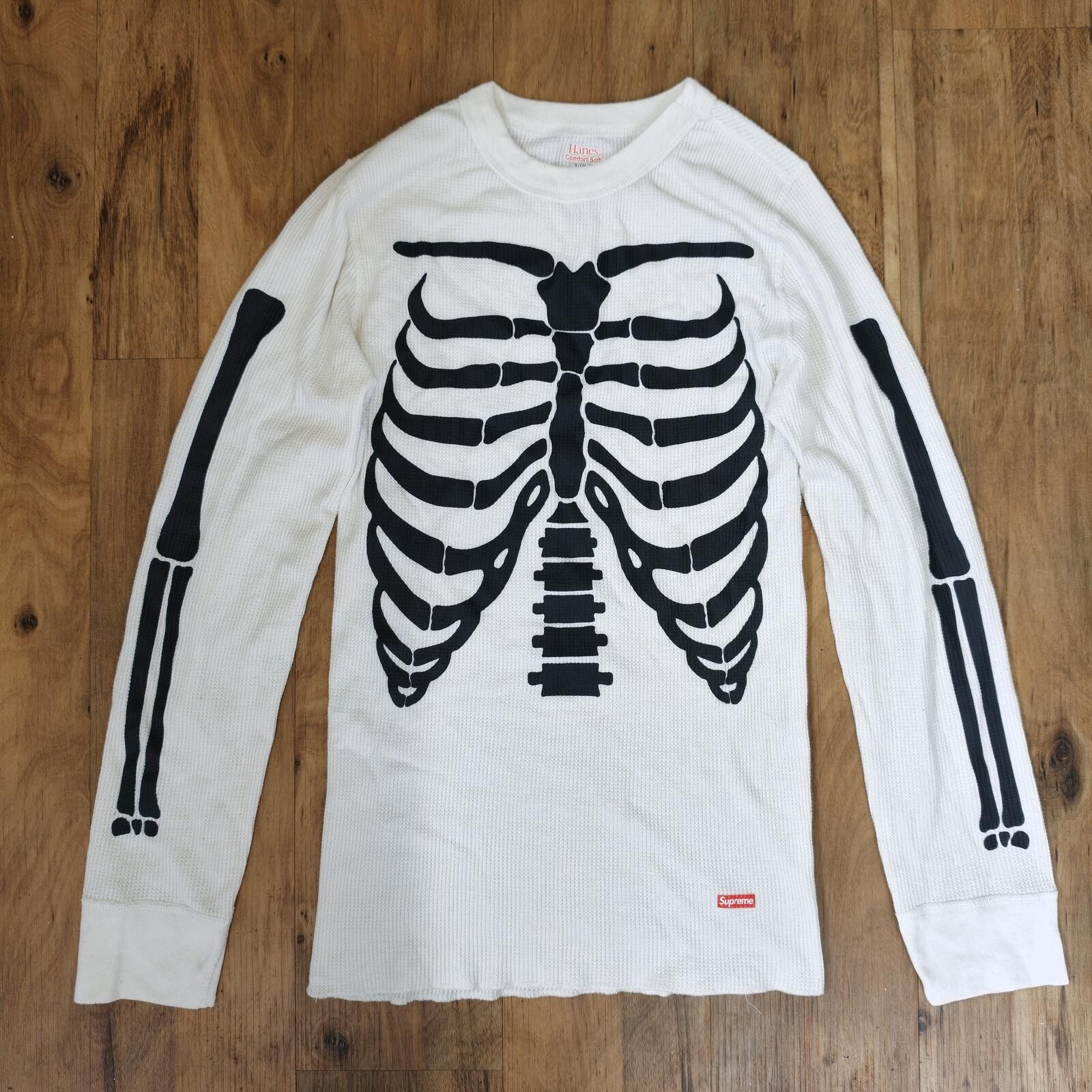 Supreme × Vintage supreme tattoo sacred heart thermal long sleeve 