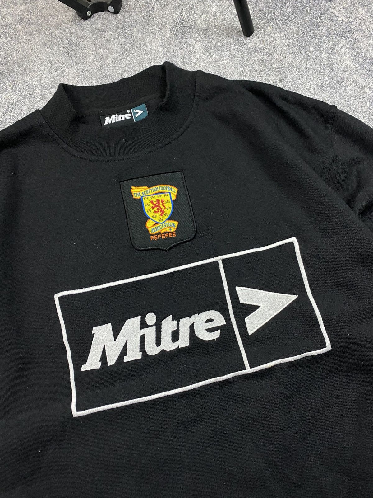 Vintage Rare Mitre Scotland Vintage Sweatshirt Boxy Fit Size US L / EU 52-54 / 3 - 5 Thumbnail