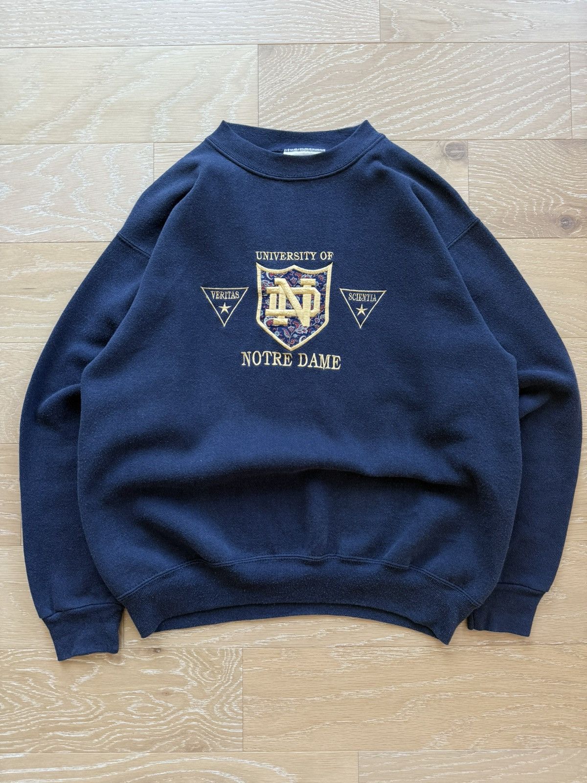 Other University of Notre Dame Embroidered Crest Sweatshirt Size US M / EU 48-50 / 2 - 1 Thumbnail