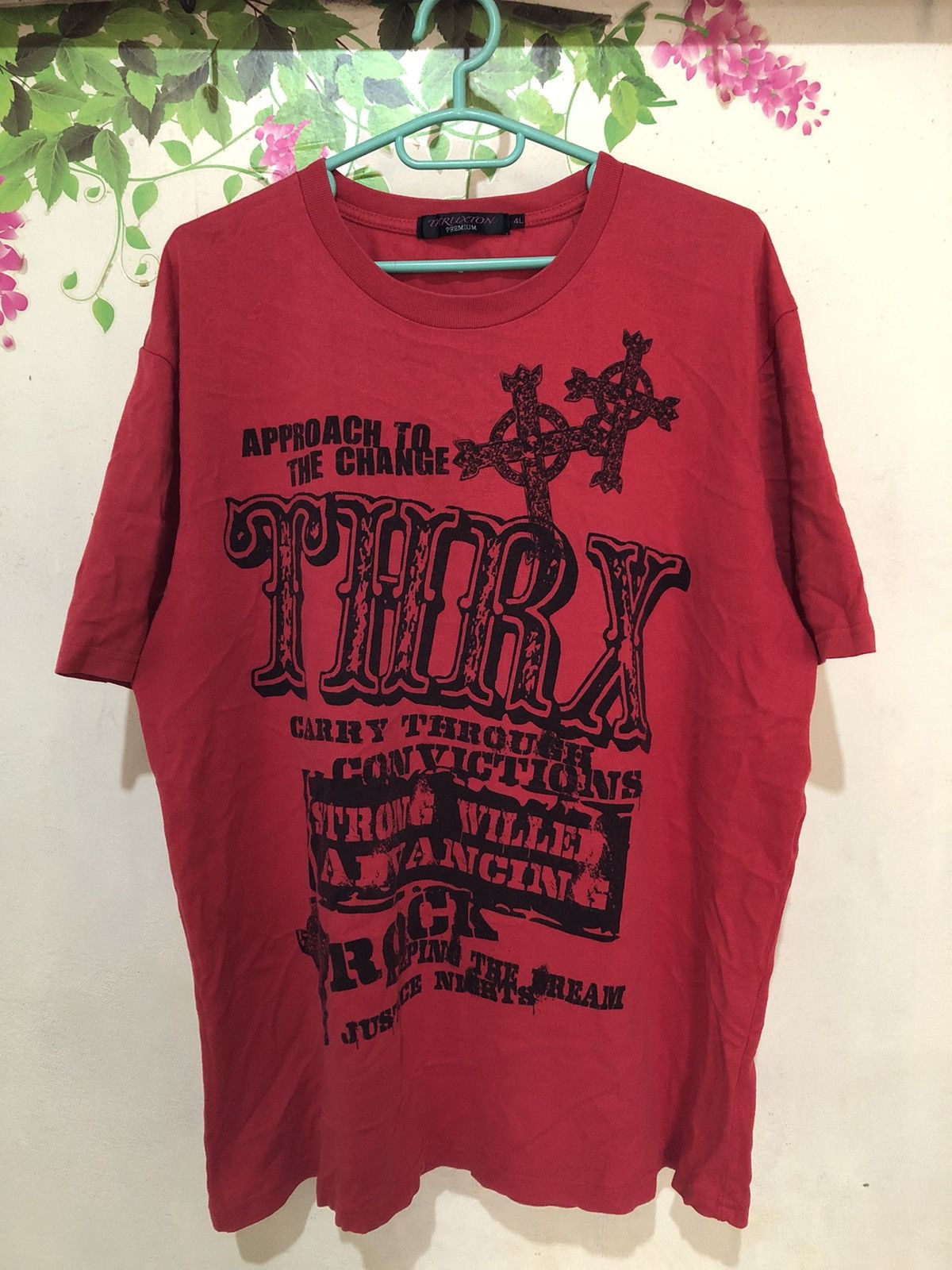 Thruxton Japanese gothic poem t-shirt Approach To The Change