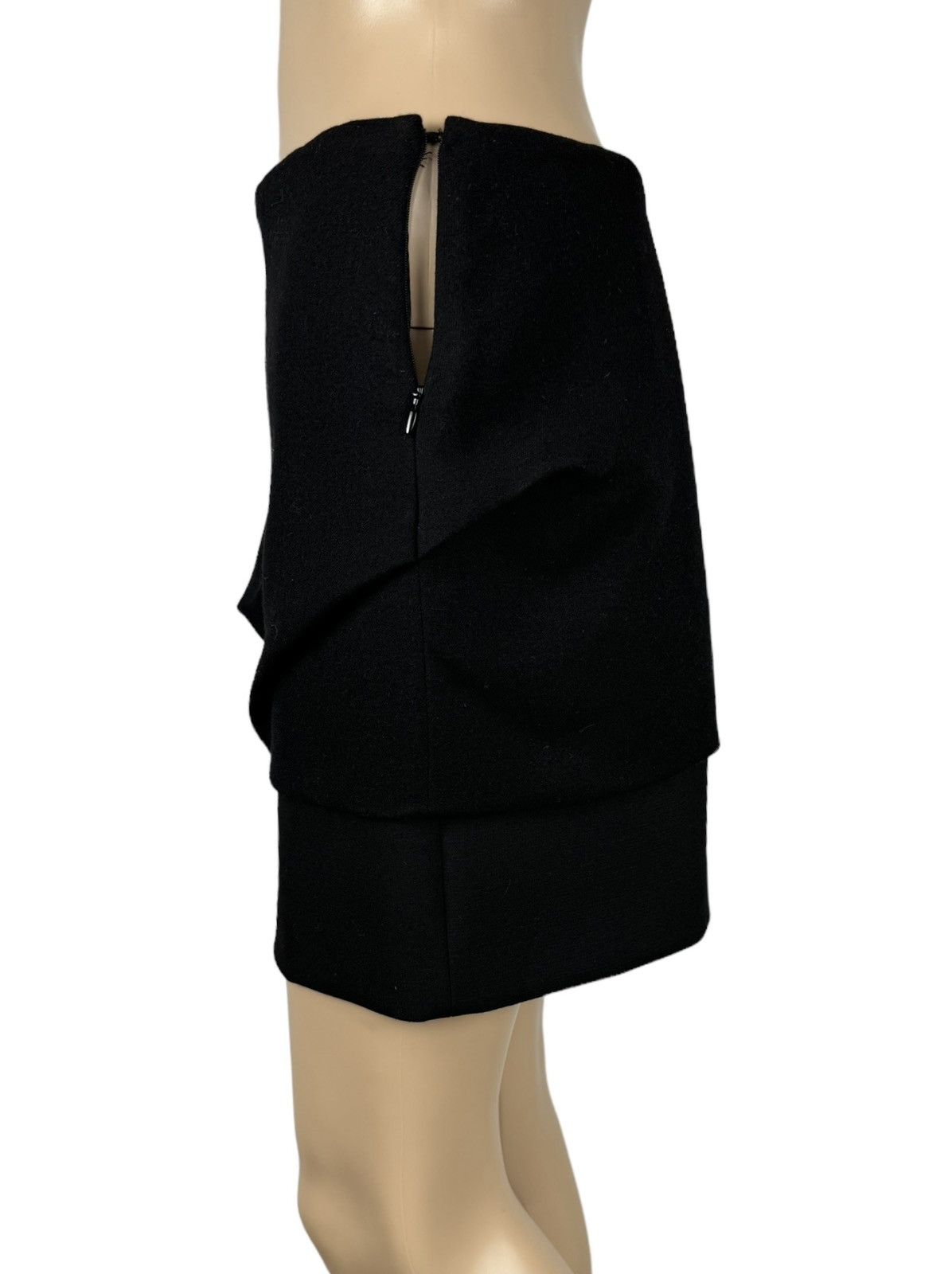 Maje Maje Mini Skirt Viscose-Wool 3D size 38 Size 27" / US 4 / IT 40 - 6 Thumbnail