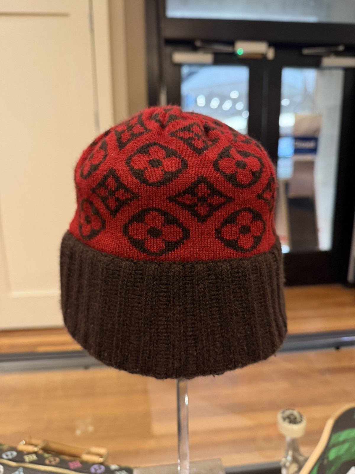 Louis Vuitton Louis Vuitton Cashmere Ski Beanie - Red/Brown Size ONE SIZE - 3 Thumbnail