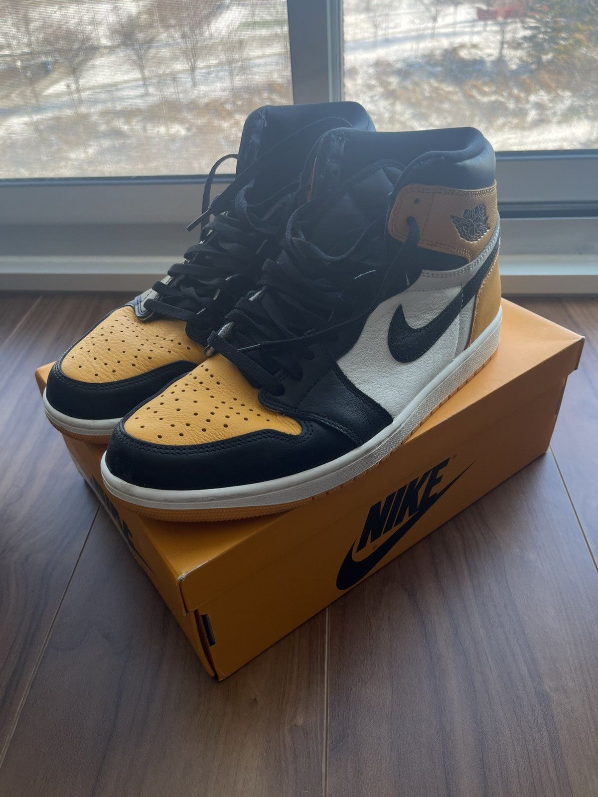 Jordan Brand Jordan 1 Hi OG Taxi Toe Size US 12 Very New Size US 12 / EU 45 - 1 Thumbnail