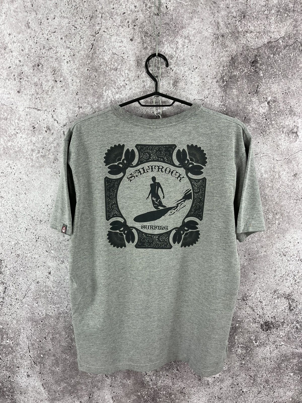 Vintage Saltrock Vintage T-Shirt Streetstyle Centre Logo Grey Sz M Size US M / EU 48-50 / 2 - 5 Thumbnail