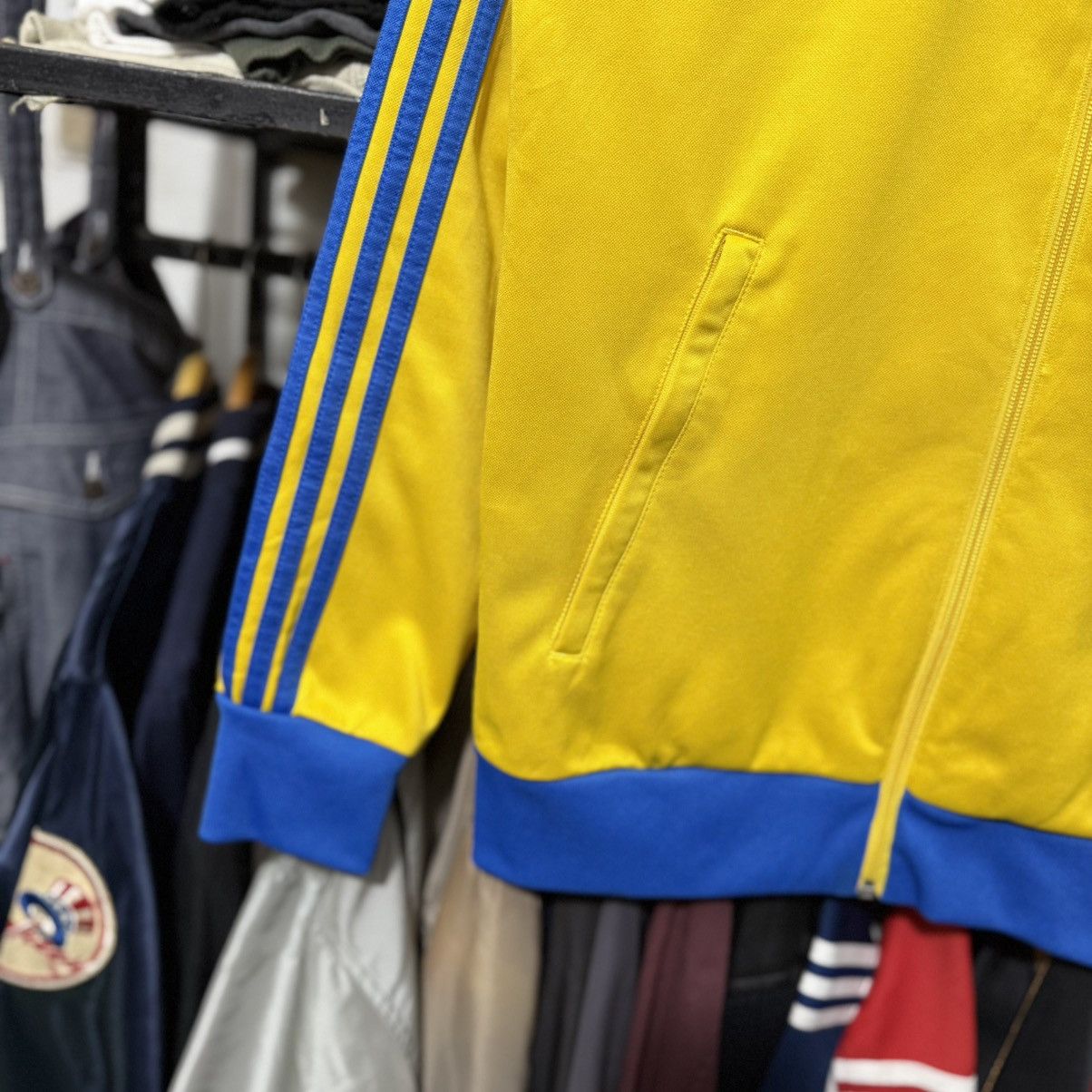 Adidas Adidas sverige sweden football soccer tracktop Size US S / EU 44-46 / 1 - 6 Thumbnail