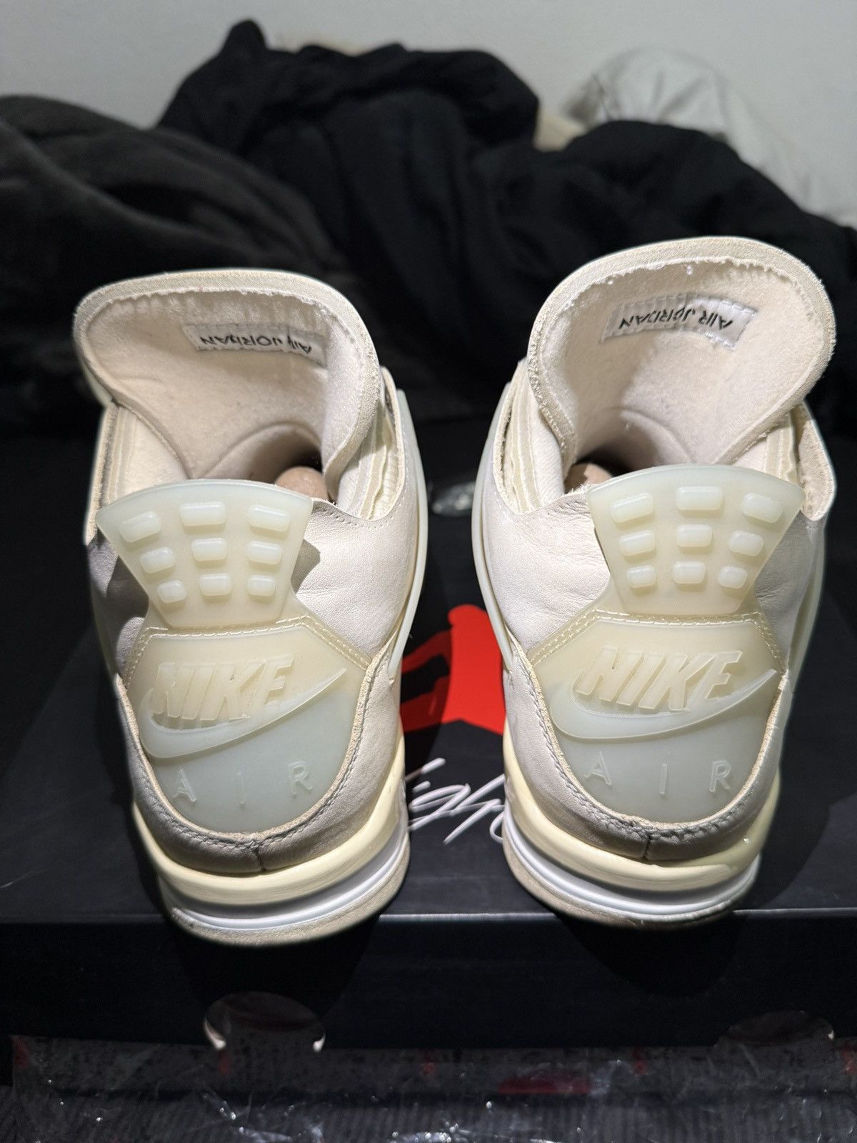Jordan Brand × Off-White Air Jordan 4 Retro Off-White Sail Size US 9.5 / EU 42-43 - 21 Thumbnail