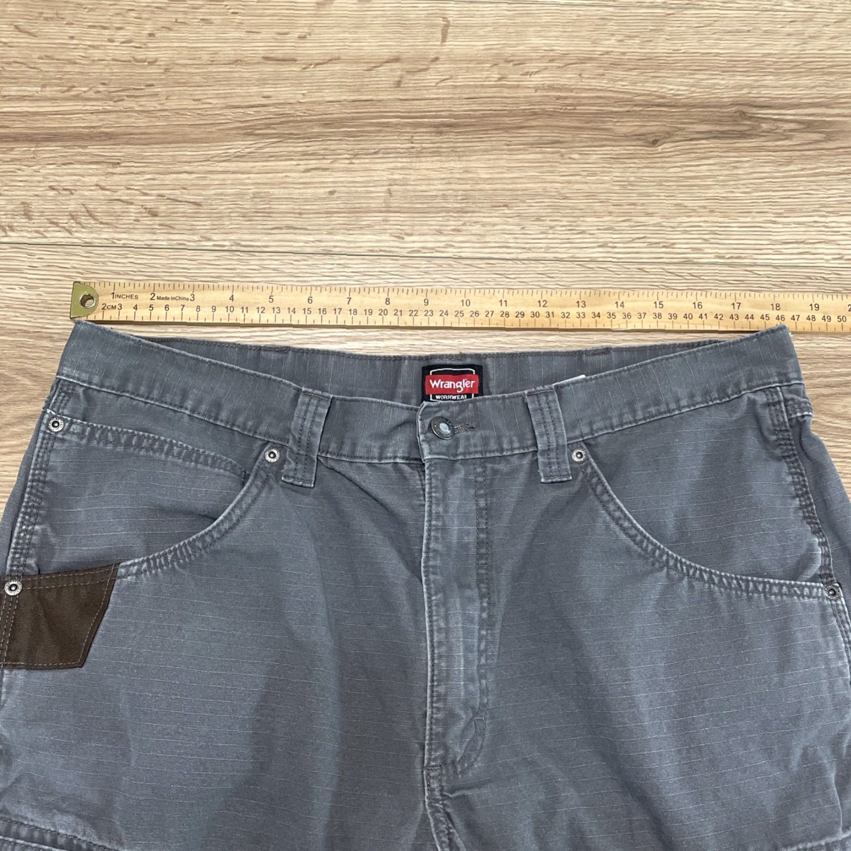 Wrangler WRANGLER Workwear Cargo Pants 36x32 Gray Straight Leg Ripstop Double Knee Mens Size US 36 / EU 52 - 3 Thumbnail