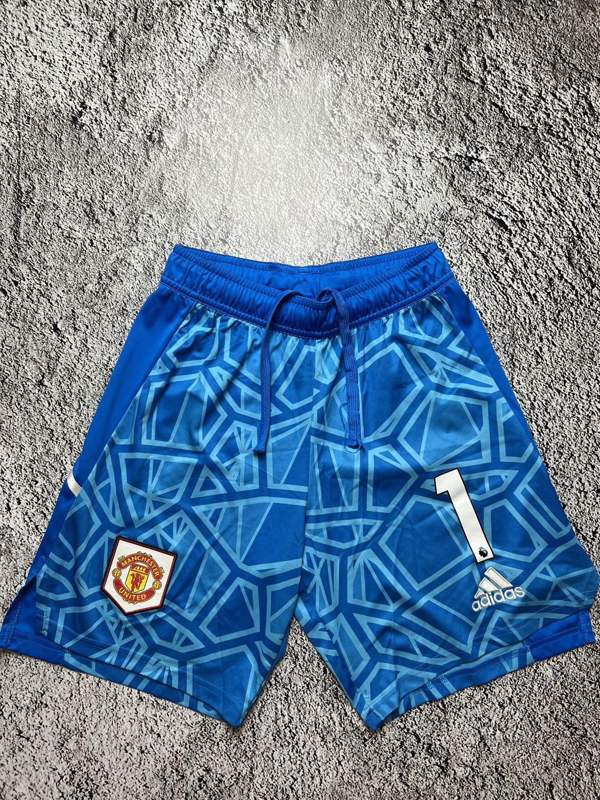 Adidas 2022-2023 Manchester David De Gea goalkeeper adidas shorts Size US 28 / EU 44 - 1 Thumbnail