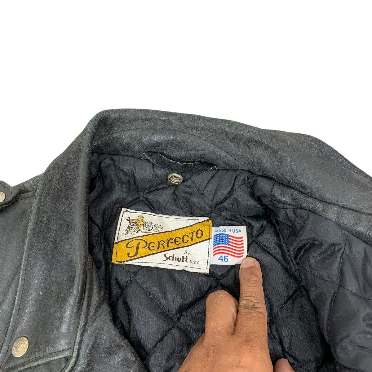 Schott CLASSIC SCHOTT PERFECTO BIKERS JACKET SIZE 46 Size US L / EU 52-54 / 3 - 10 Thumbnail