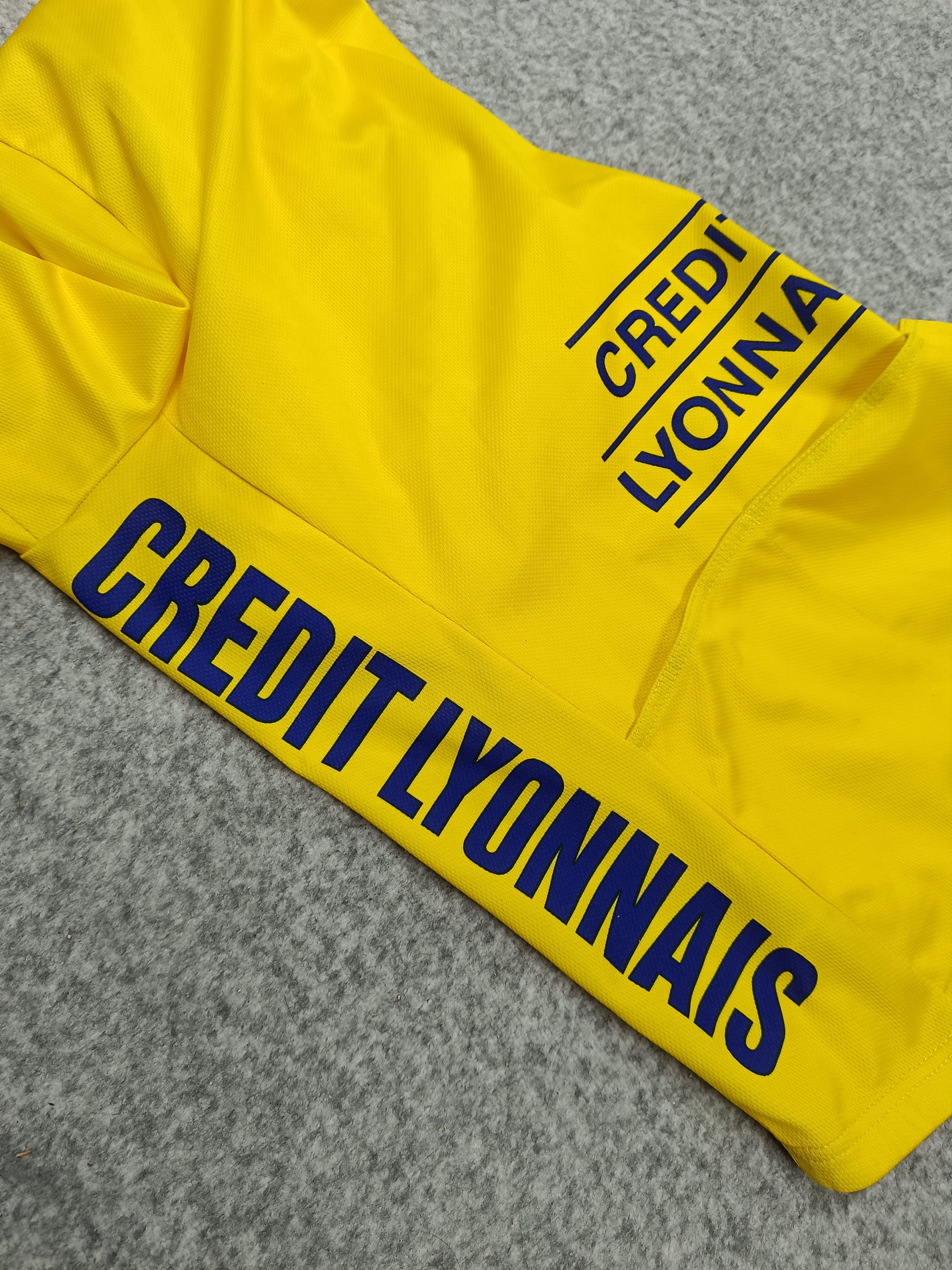 Nike Tour De France 2005 CyclingLyonnais size M Nike Size US M / EU 48-50 / 2 - 7 Thumbnail