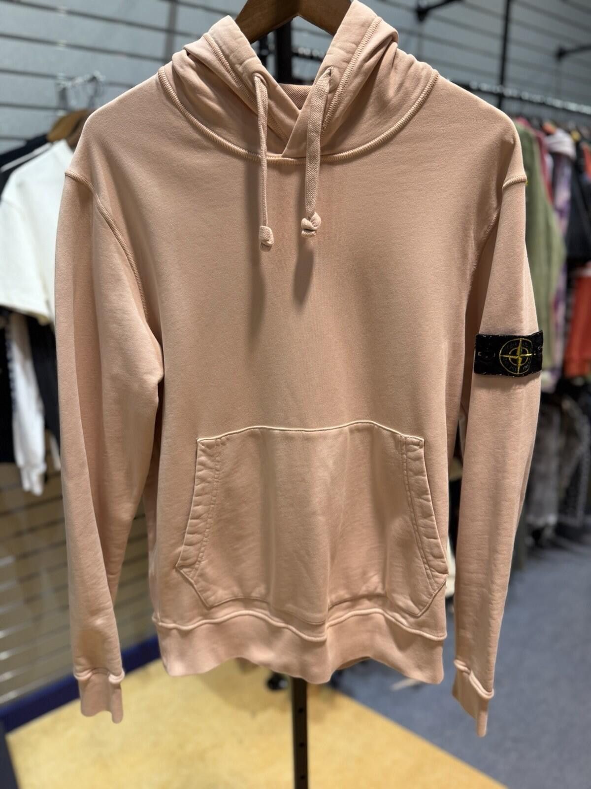 Stone Island STONE ISLAND ROSE QUARTZ COTTON PINK HOODIE (LARGE) Size US L / EU 52-54 / 3 - 1 Thumbnail