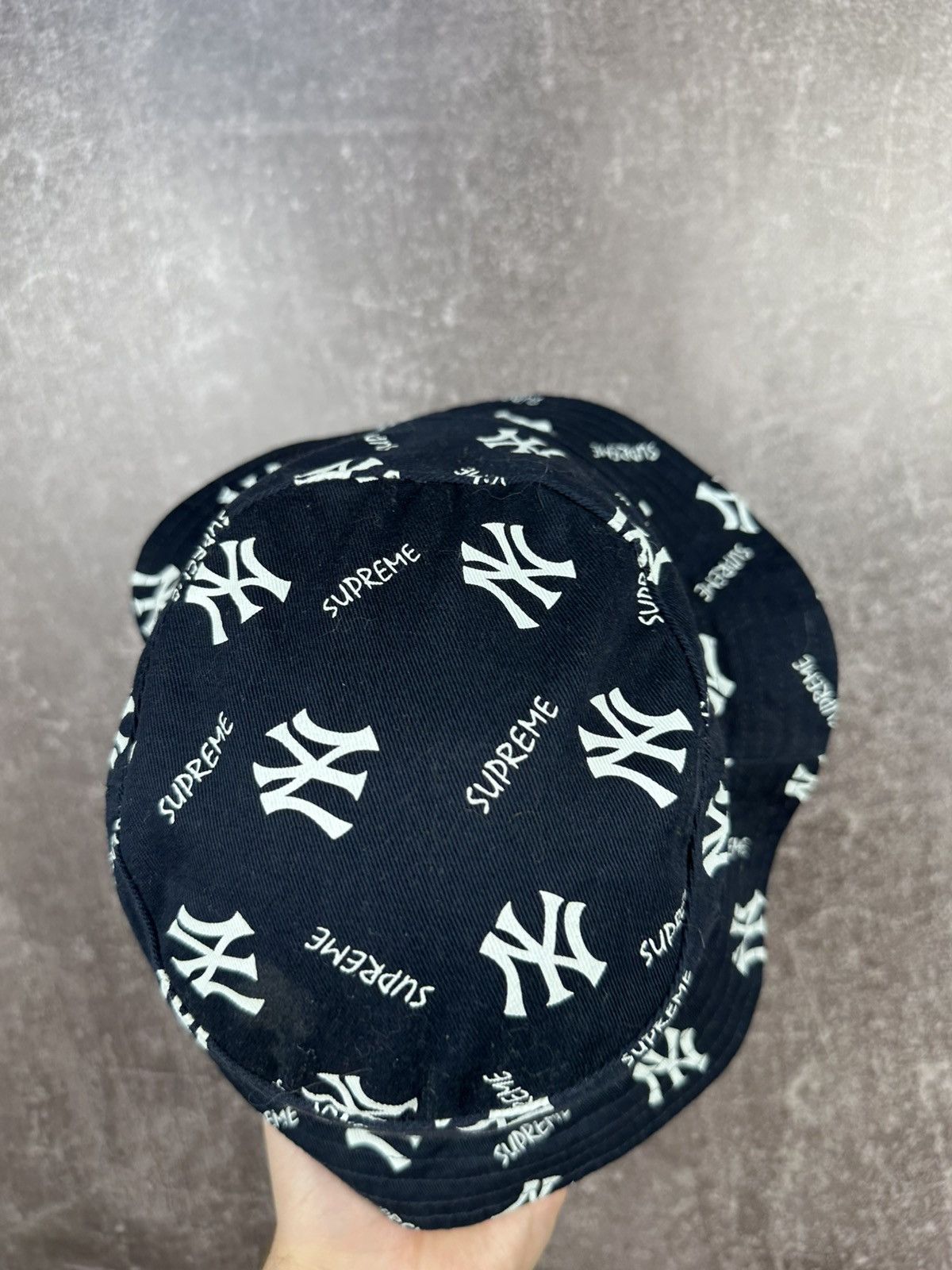 47 Brand × New York Yankees × Supreme Supreme x New York Yankees bucket hat Size ONE SIZE - 7 Thumbnail