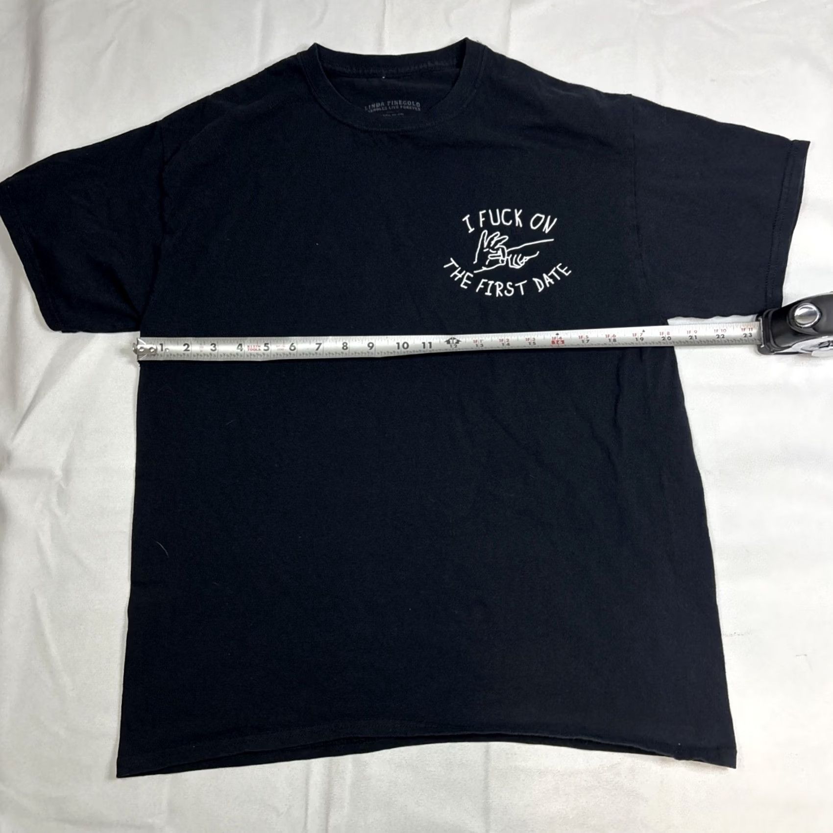Vintage Linda Finegold T Shirt Men’s Large Black I F*** On The First Date Mens Large Black Linda Finegold Shirt Size US L / EU 52-54 / 3 - 4 Thumbnail