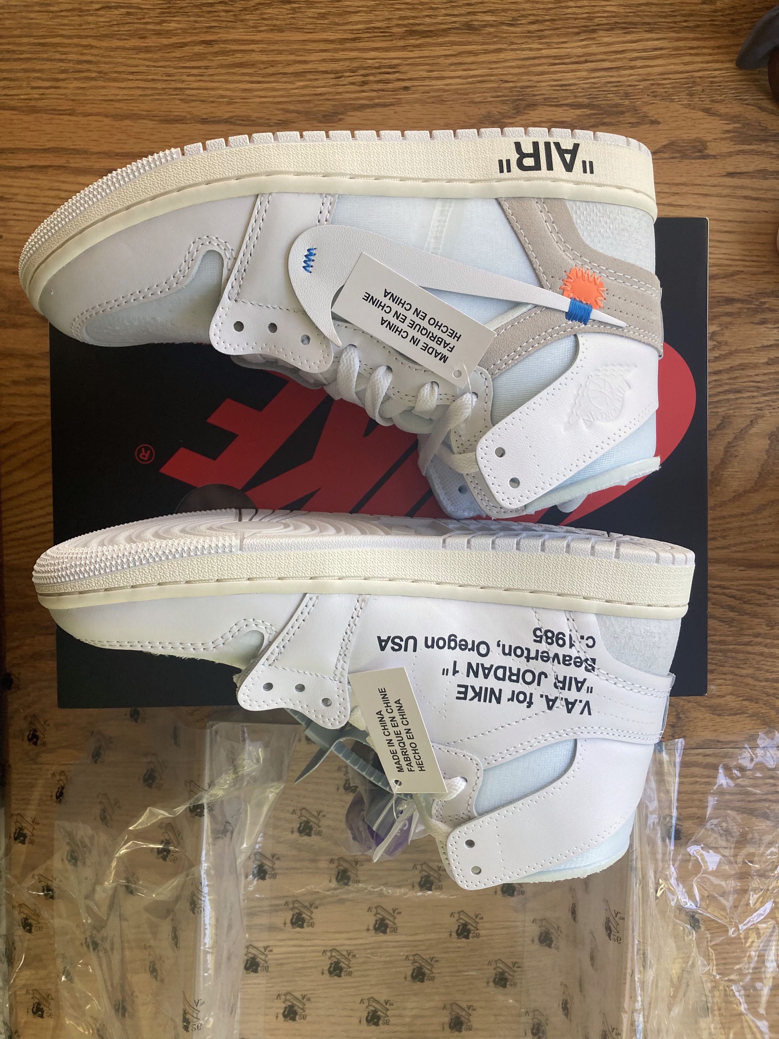 Jordan Brand × Off-White AIR JORDAN 1 HIGH OG X V.A.A. Size US 7 / EU 40 - 4 Thumbnail