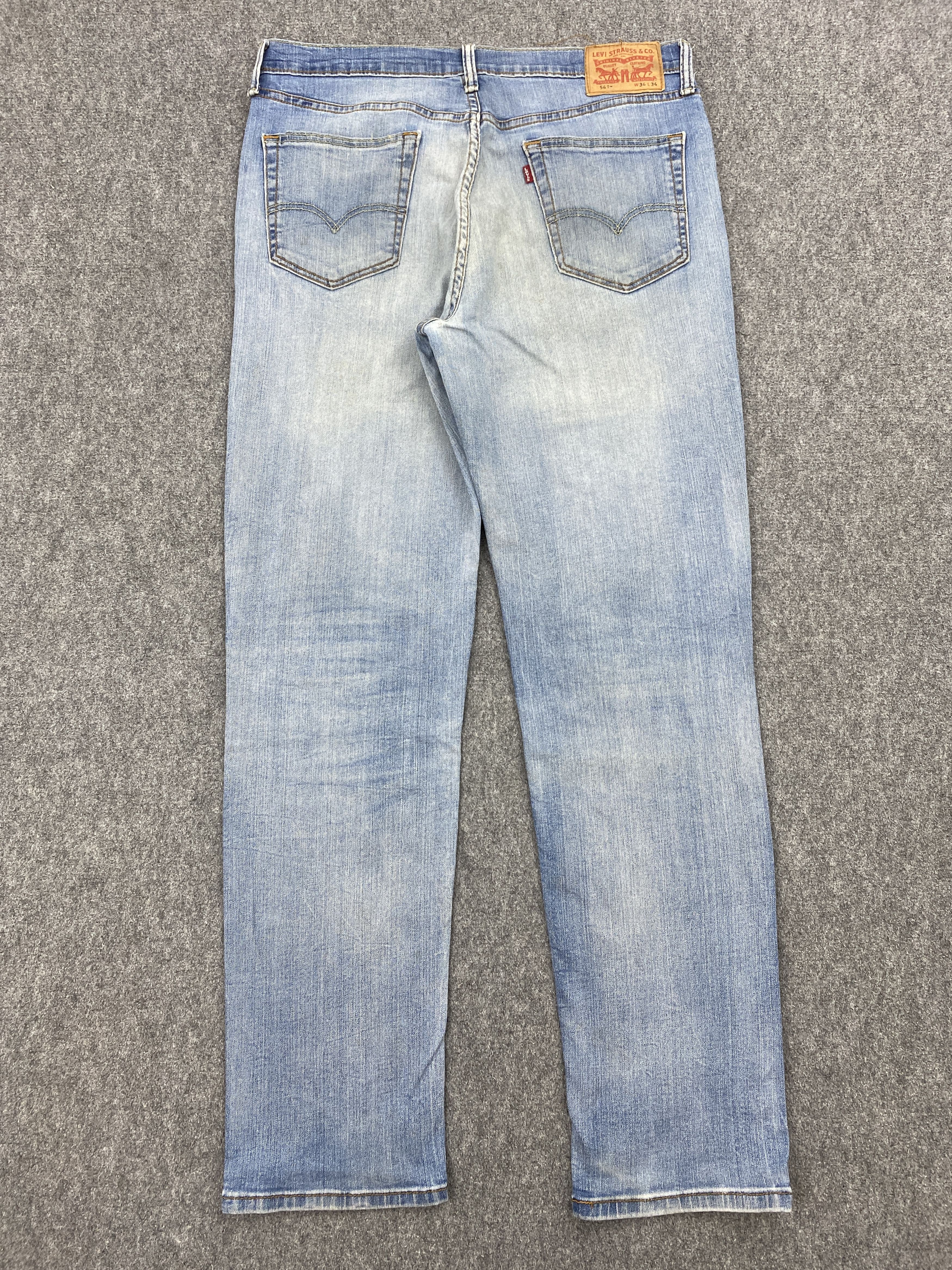 Levi's × Vintage Vintage Levis 541 Blue Faded Jeans Size US 35 - 3 Thumbnail