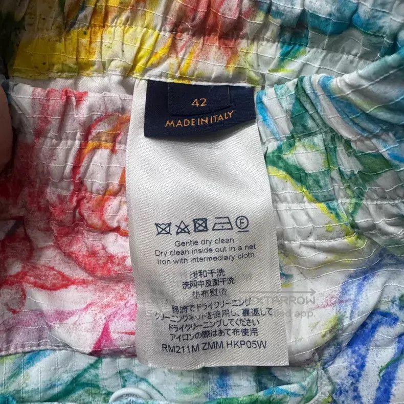 Louis Vuitton Louis Vuitton Three-flower crayon flower full print shorts Size US 42 / EU 58 - 4 Thumbnail