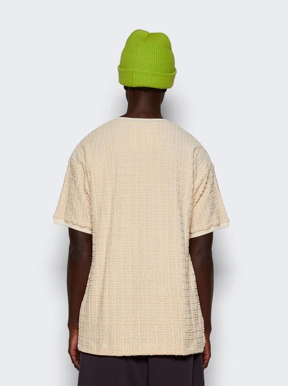 Givenchy o1w1db10325 Standard Short Sleeve Base in Ivory Size US L / EU 52-54 / 3 - 5 Thumbnail