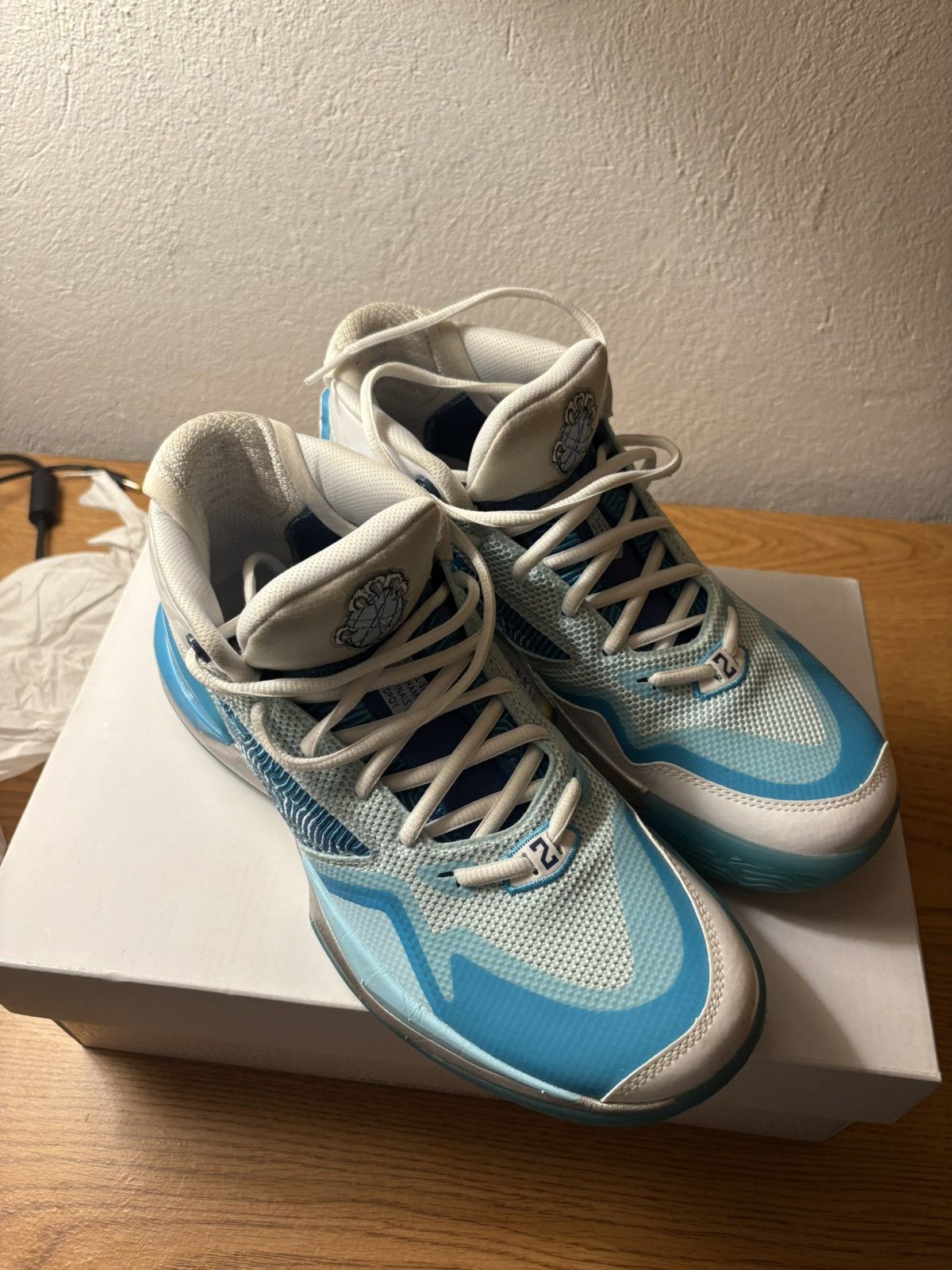 New Balance Kawhi new balance basketball shoes ‘christmas’ Size US 8 / EU 41 - 2 Thumbnail