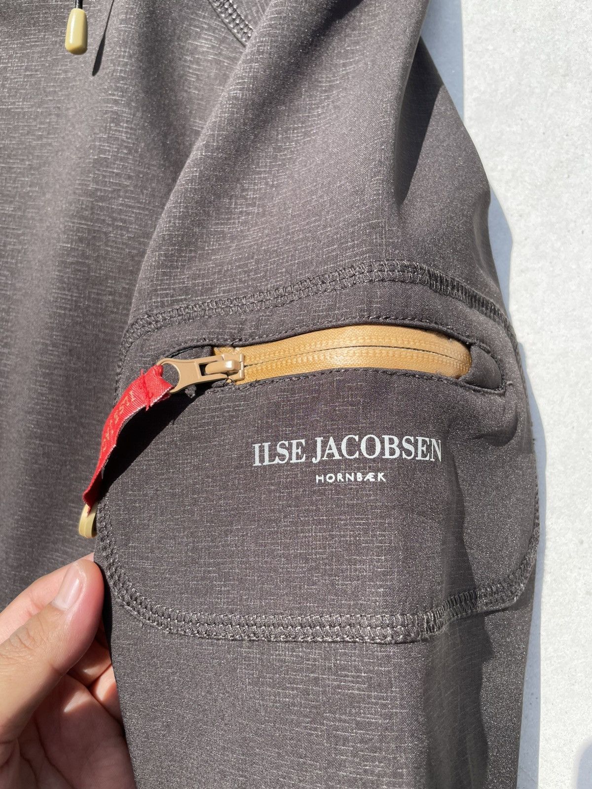 Ilse Jacobsen RARE🔥 ilse jacobsen rain 07 soft shell raincoat in charcoal Size S / US 4 / IT 40 - 7 Thumbnail