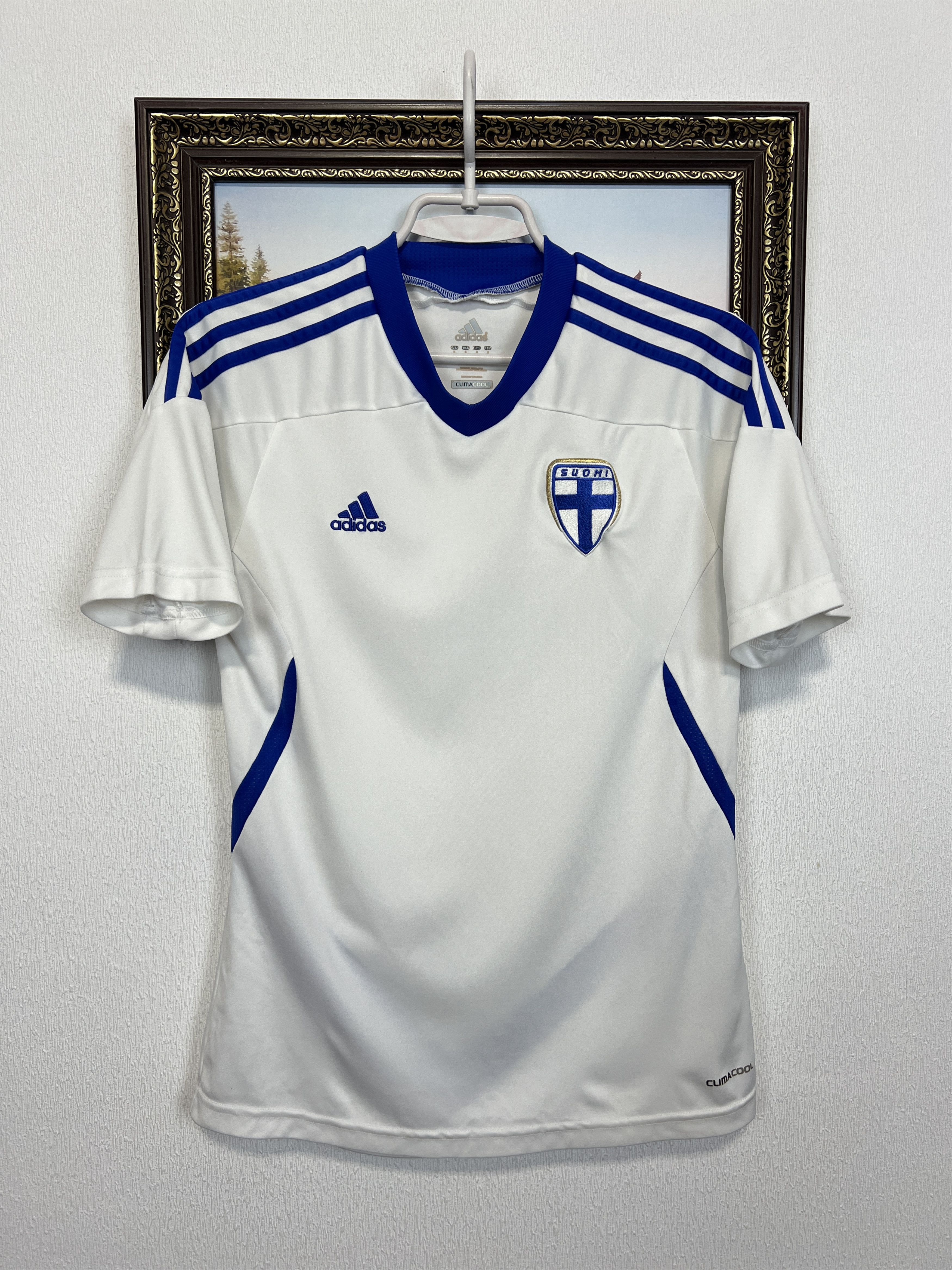 Adidas Finland Home football shirt 2011 Soccer Adidas Jersey Trikot Size S / US 4 / IT 40 - 1 Thumbnail