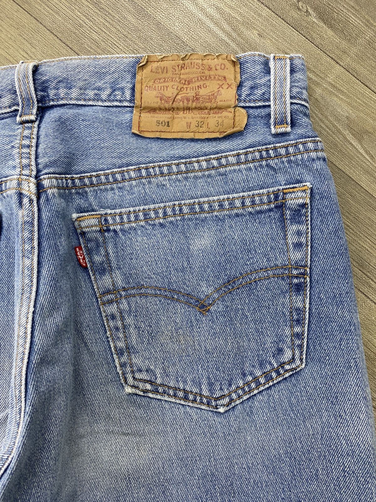 Levi's Vintage Clothing 🇺🇸1990s Vintage Levis 501 USA Straight 32x33 Light Blue Jeans Size US 30 / EU 46 - 17 Thumbnail