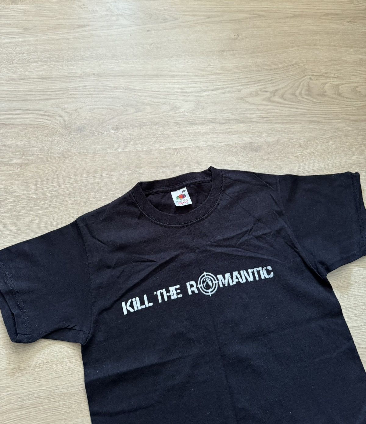 Vintage Vintage Fruit Of The Loom Kill The Romantic y2k T-Shirt Size S / US 4 / IT 40 - 2 Thumbnail